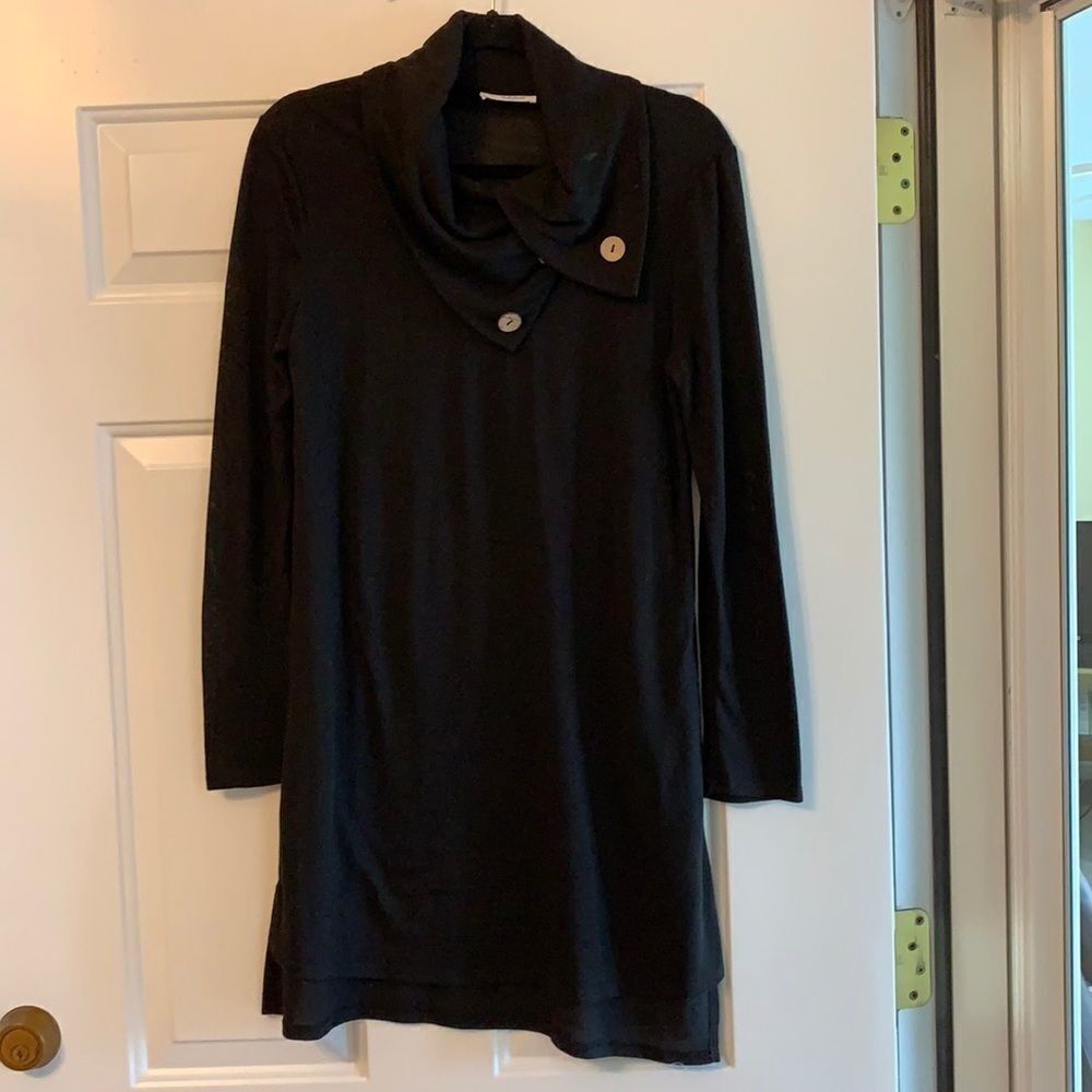 Million bullpup Med Black DRESS or tunic with tan buttons